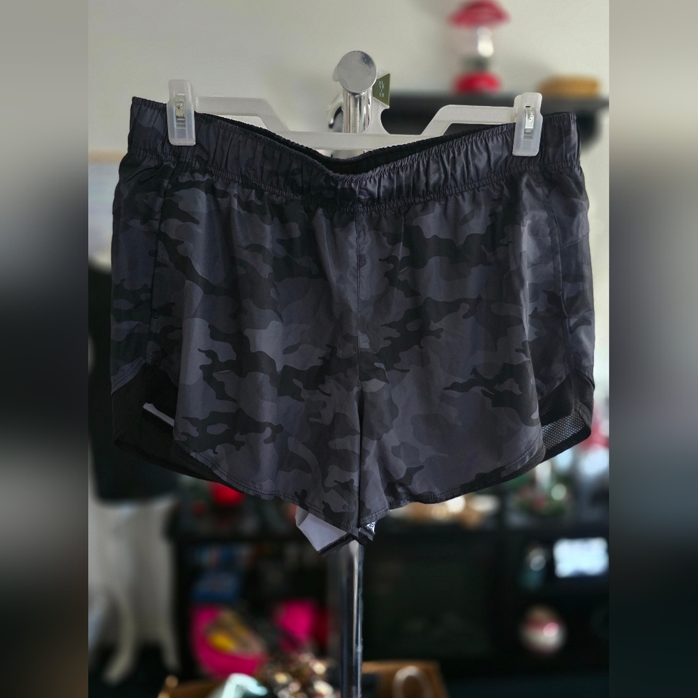Athletic Works Black Camo Women's Athletic Shorts